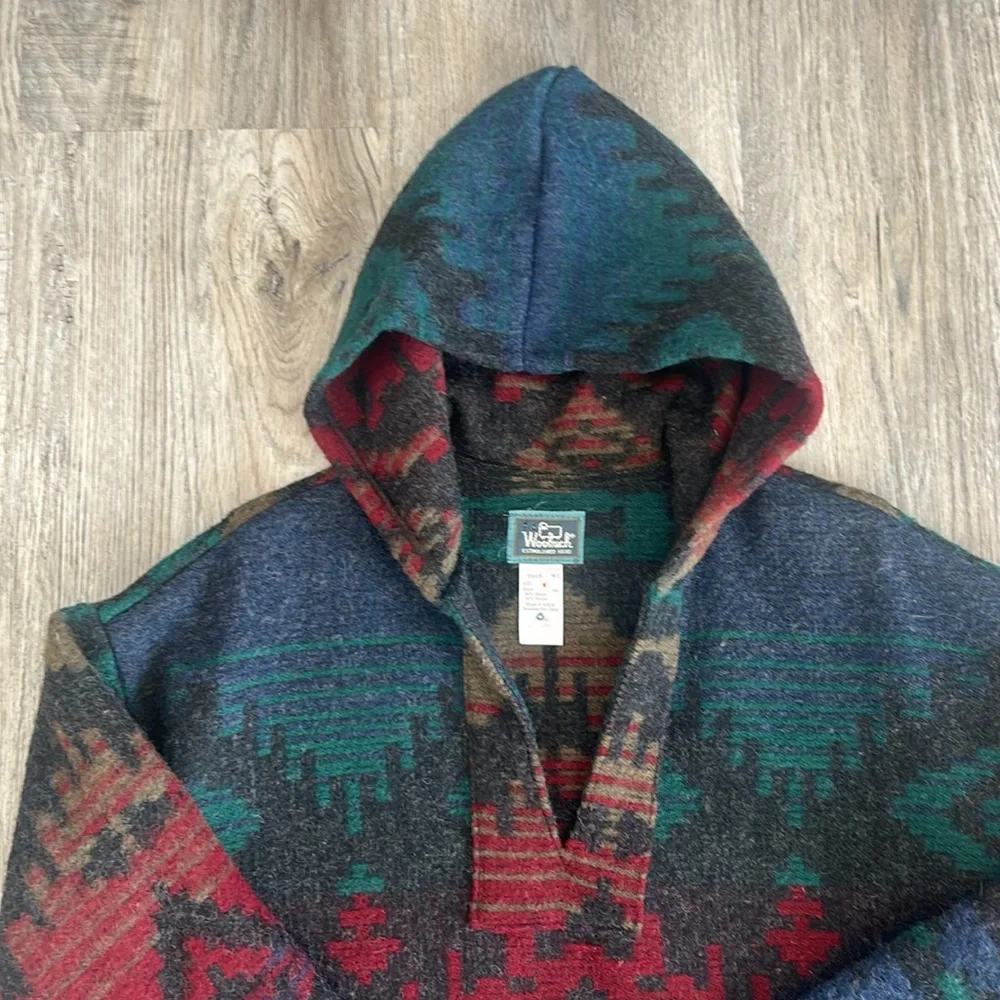 Vintage Woolrich Aztec Print Hooded Poncho - Picture 12 of 16